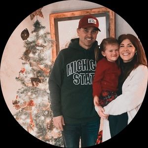 Meet your Posher, Courtney